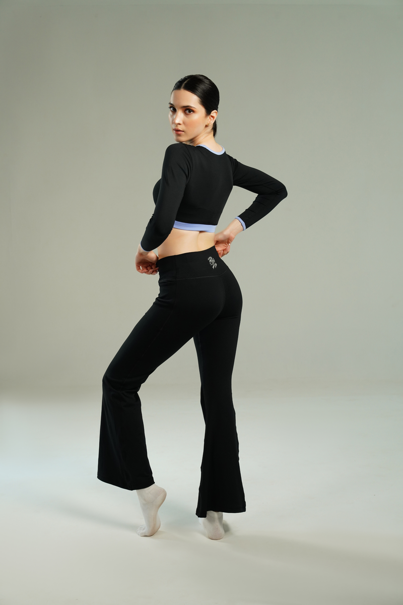 Full Sleeves Crop Top